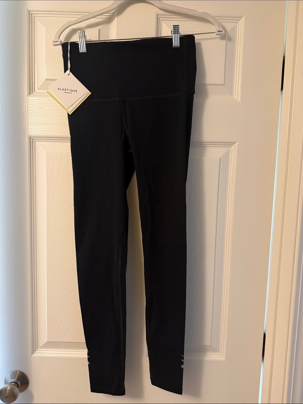 New Elastique Women's Black High-Waist Performance Leggings